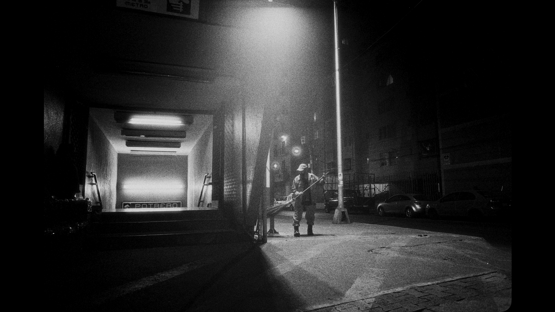 ‘Tratado de invisibilidad’, de Luciana Kaplan: ¿quiénes limpian la ciudad?